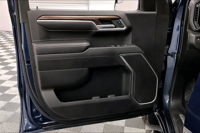 Used 2022 Chevrolet Silverado 1500 RST image 18