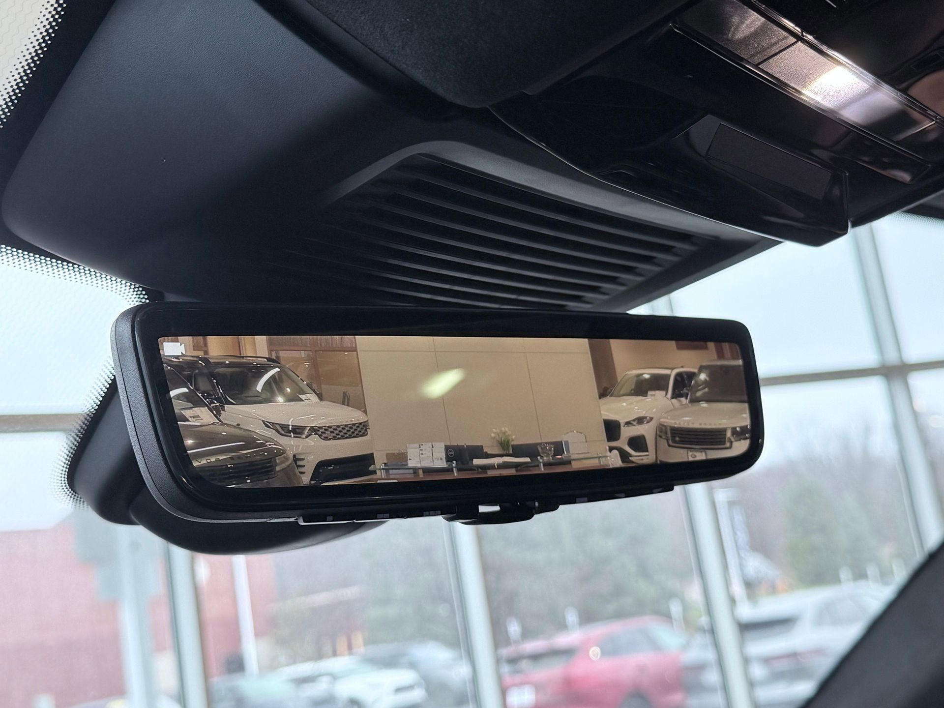 Used 2025 Land Rover Range Rover Sport SV Edition Two image 21