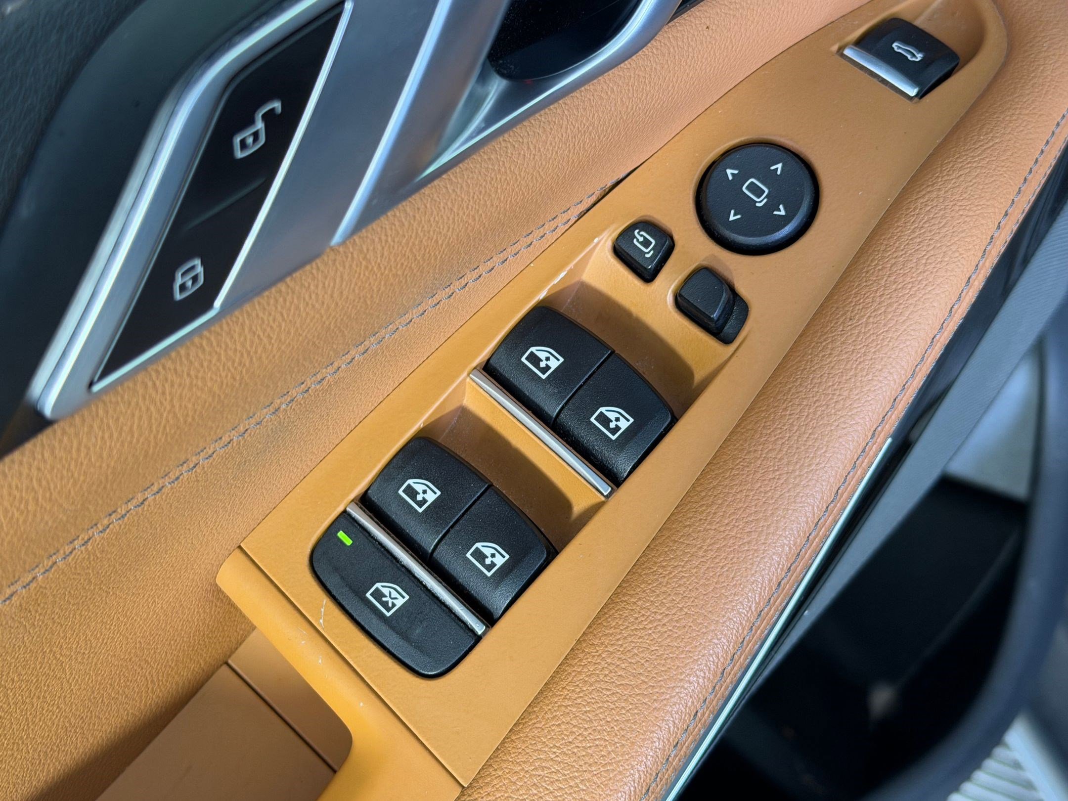 Used 2021 BMW X5 sDrive40i w/ Premium Package image 21