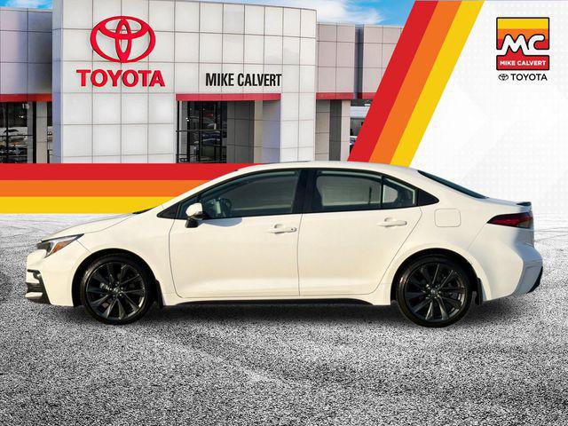 Certified 2026 Toyota Corolla XSE FWD image 2