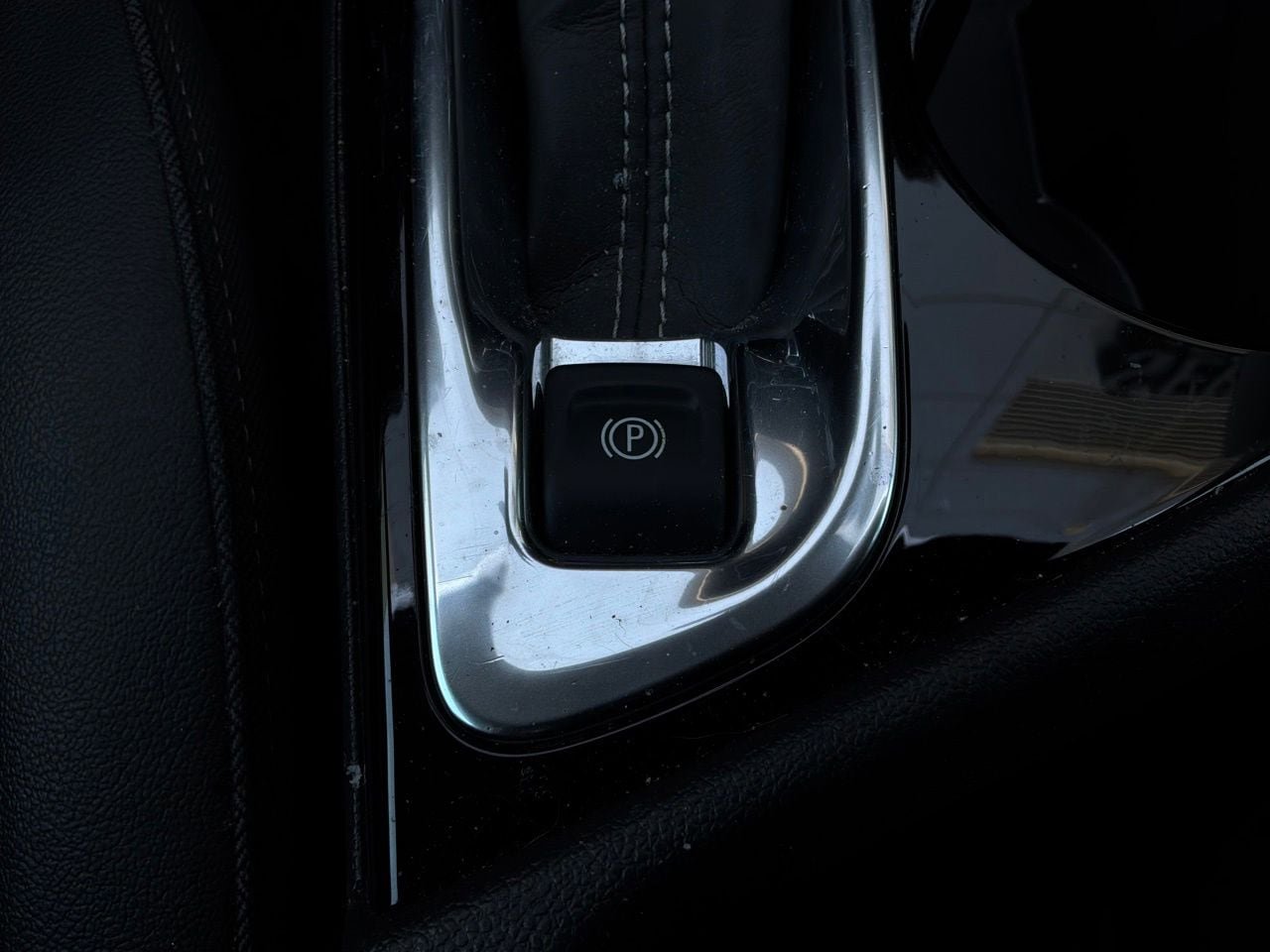 Used 2025 Buick Encore GX Preferred FWD image 21