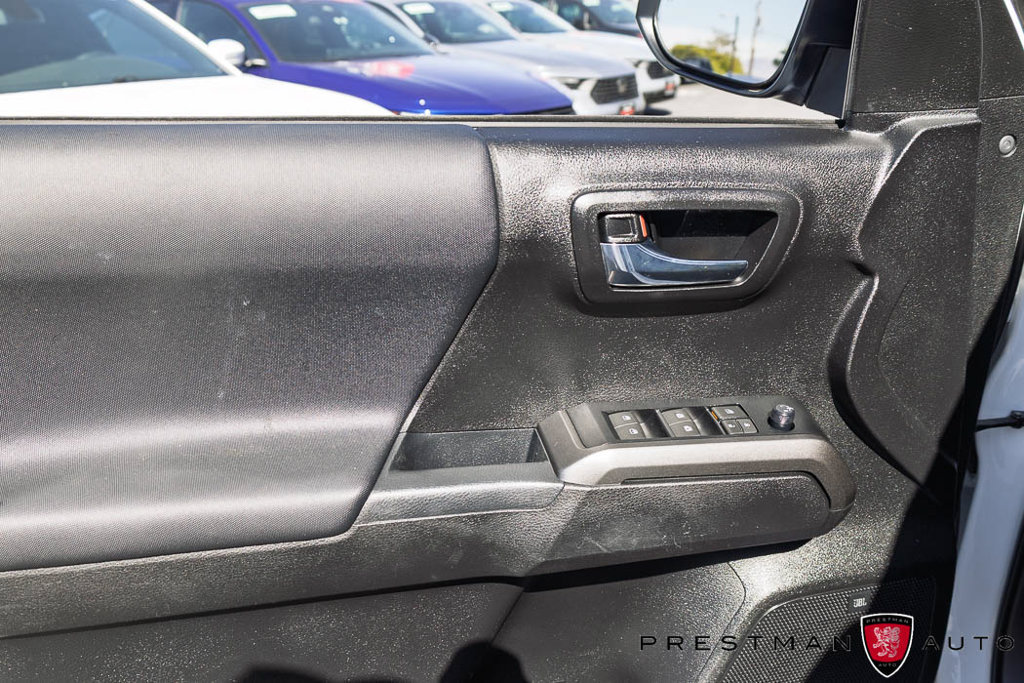 Used 2023 Toyota Tacoma TRD Pro AWD/4WD image 32