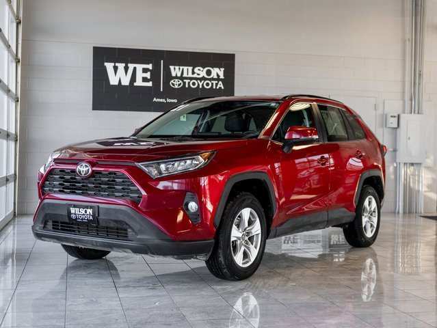 Used 2021 Toyota RAV4 XLE image 2