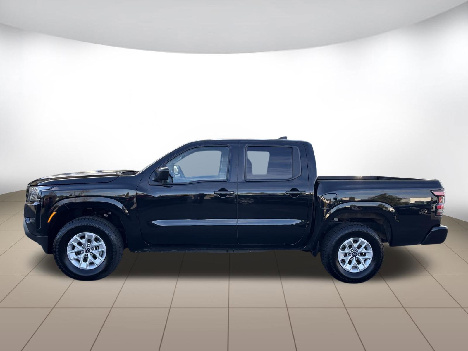 Used 2024 Nissan Frontier SV AWD/4WD image 4