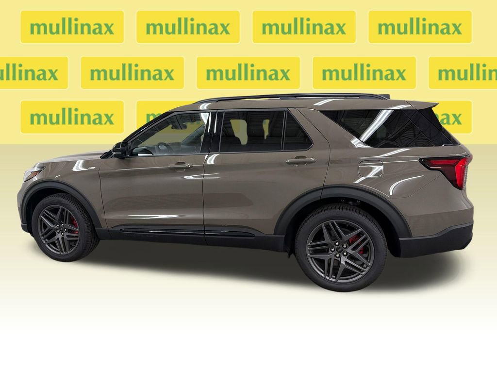 New 2026 Ford Explorer ST-Line w/ ST-Line Street Pack RWD image 10