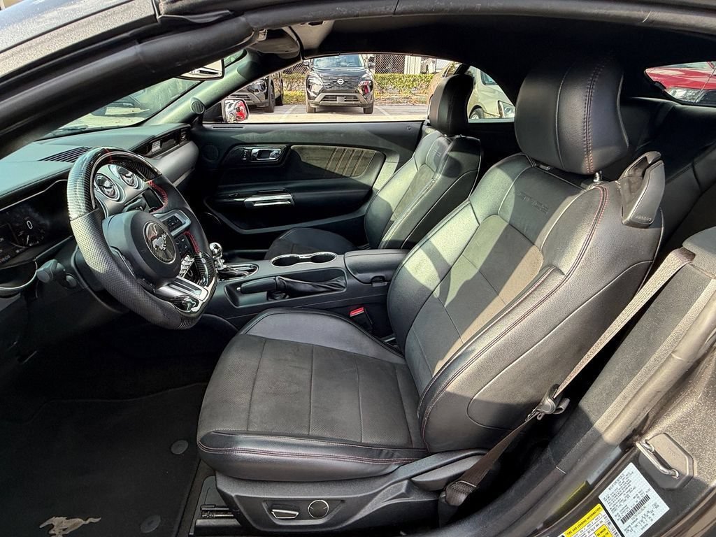 Used 2016 Ford Mustang GT Premium RWD image 11