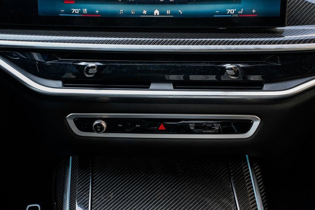 Certified 2025 BMW X7 M60i image 15