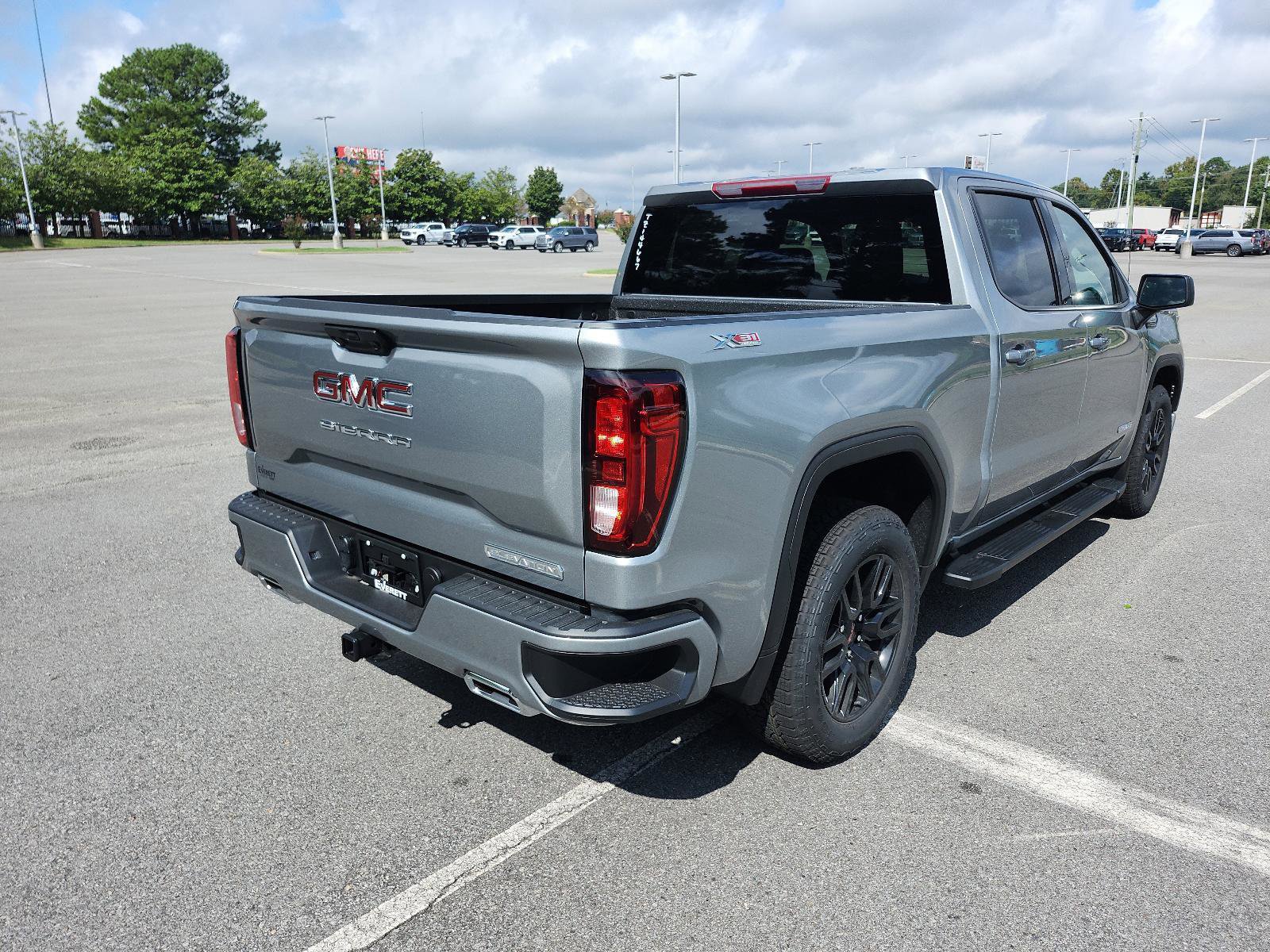 New 2026 GMC Sierra 1500 Elevation image 3