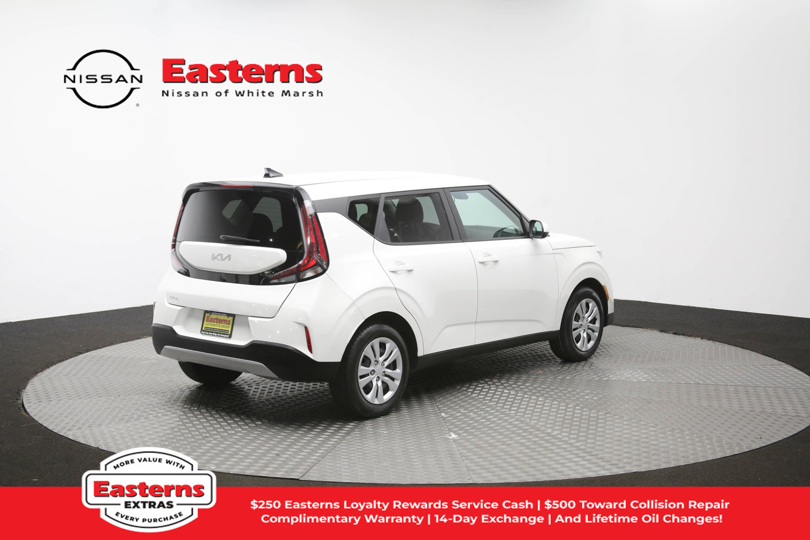 Used 2023 Kia Soul LX FWD image 39