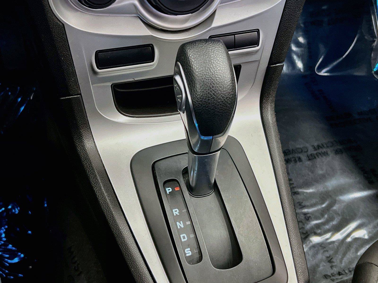 Used 2017 Ford Fiesta SE FWD image 15