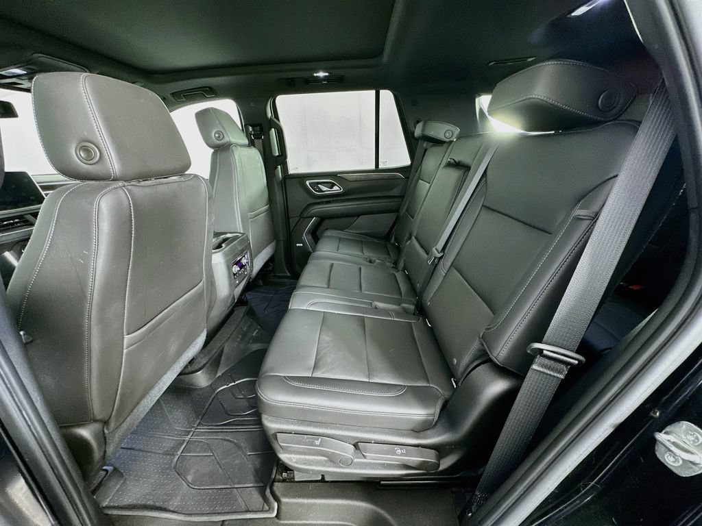 Used 2021 Chevrolet Tahoe LT w/ LT Signature Package AWD/4WD image 32