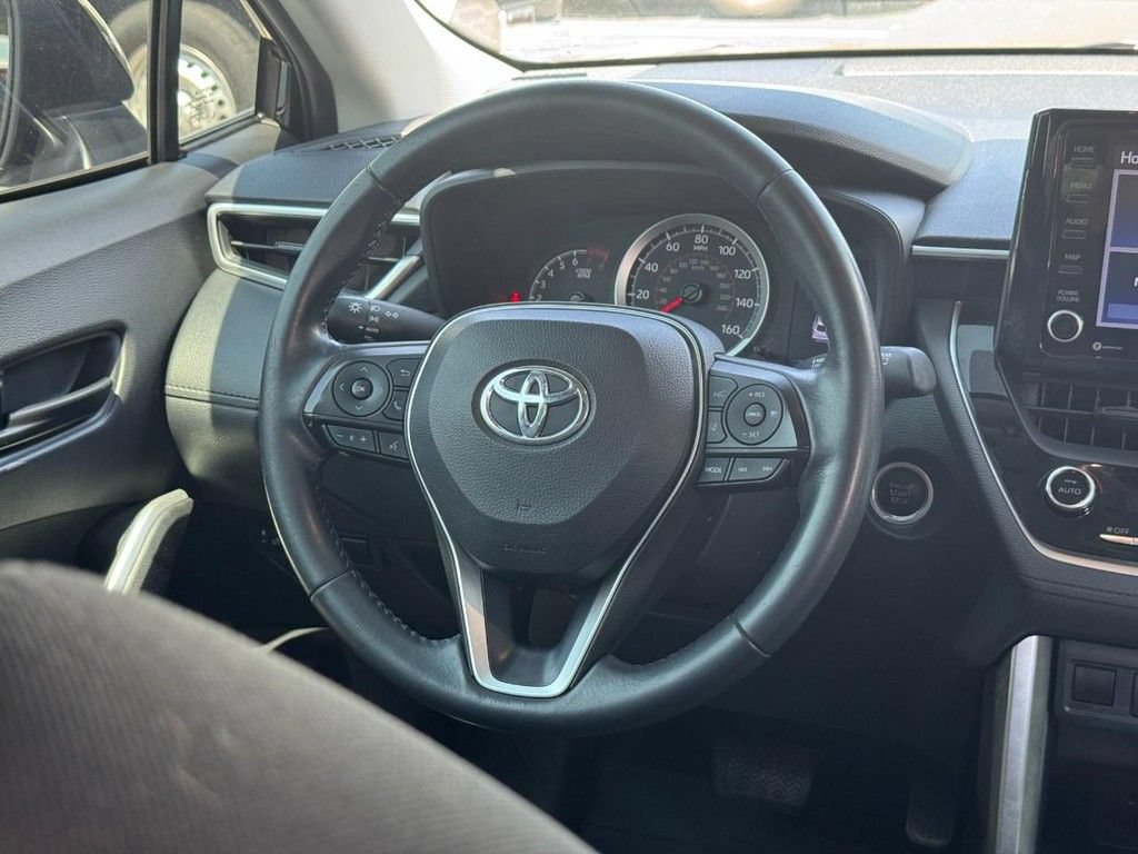 Used 2022 Toyota Corolla Cross LE w/ Moonroof Package AWD/4WD image 15