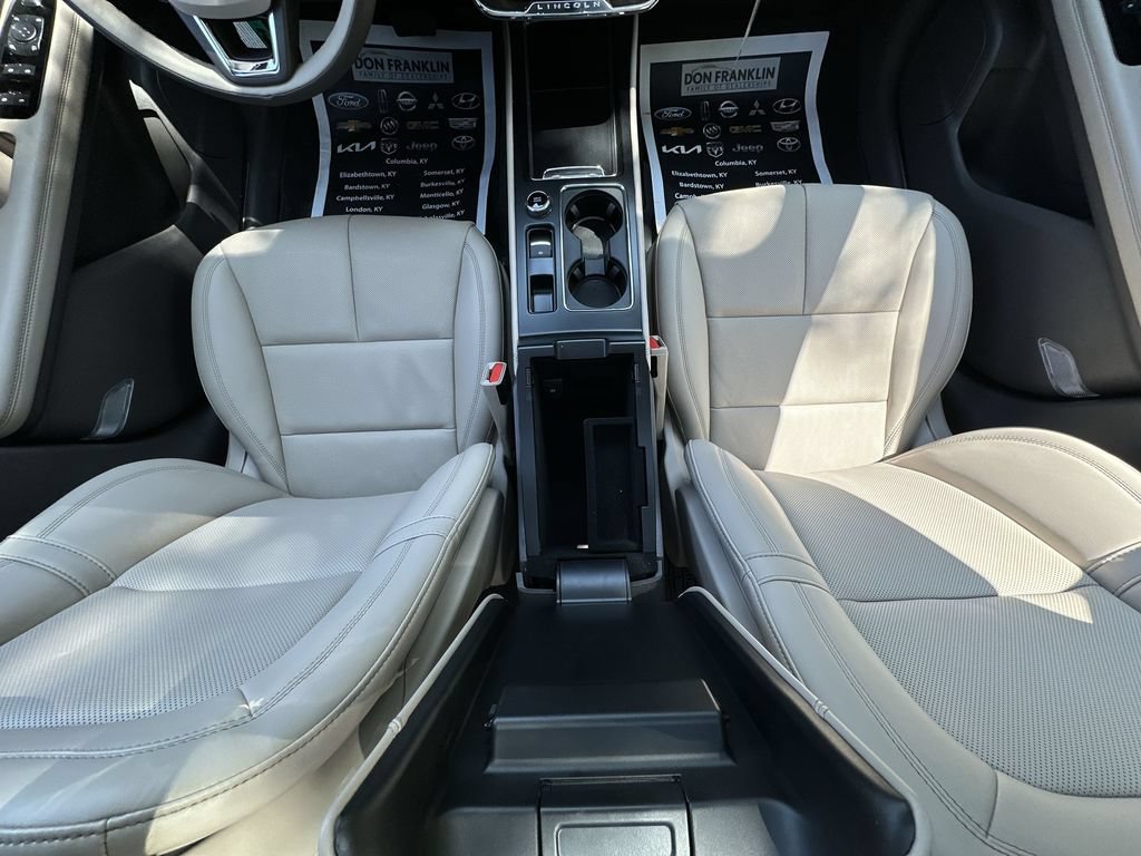 New 2024 Lincoln Corsair Grand Touring w/ Equipment Group 301A AWD/4WD image 27