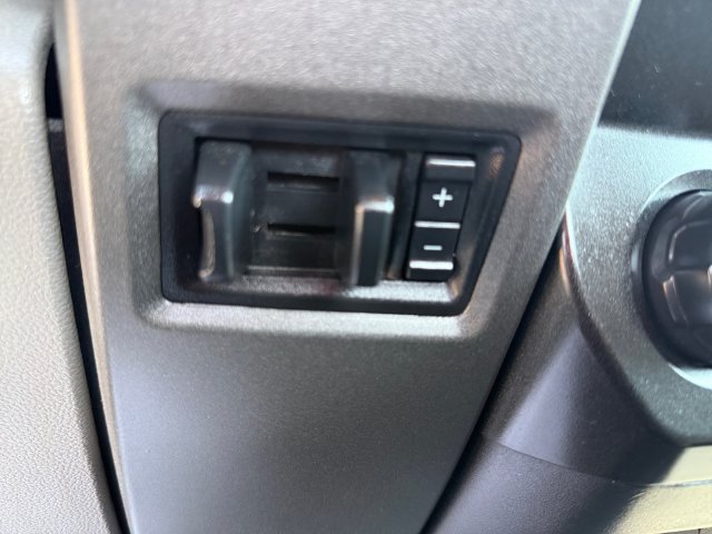 Used 2021 Ford F250 XL w/ Power Equipment Group RWD image 19