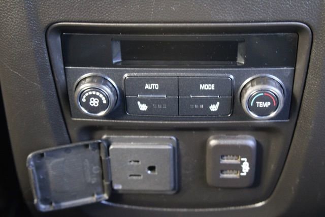 Used 2022 Buick Enclave Premium image 32