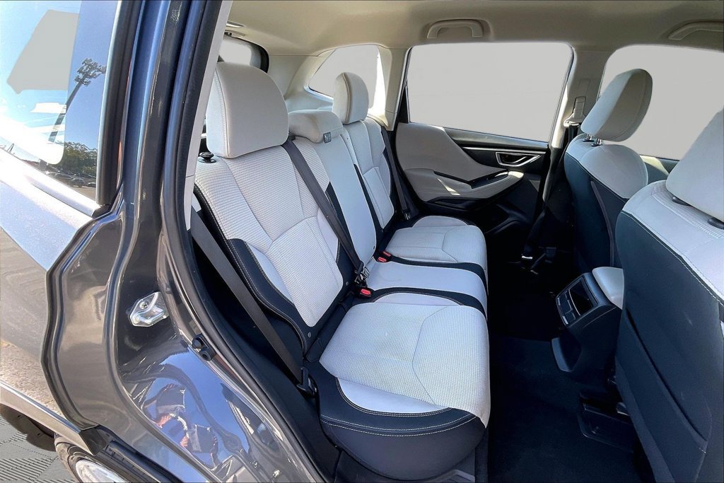 Used 2022 Subaru Forester AWD/4WD image 28