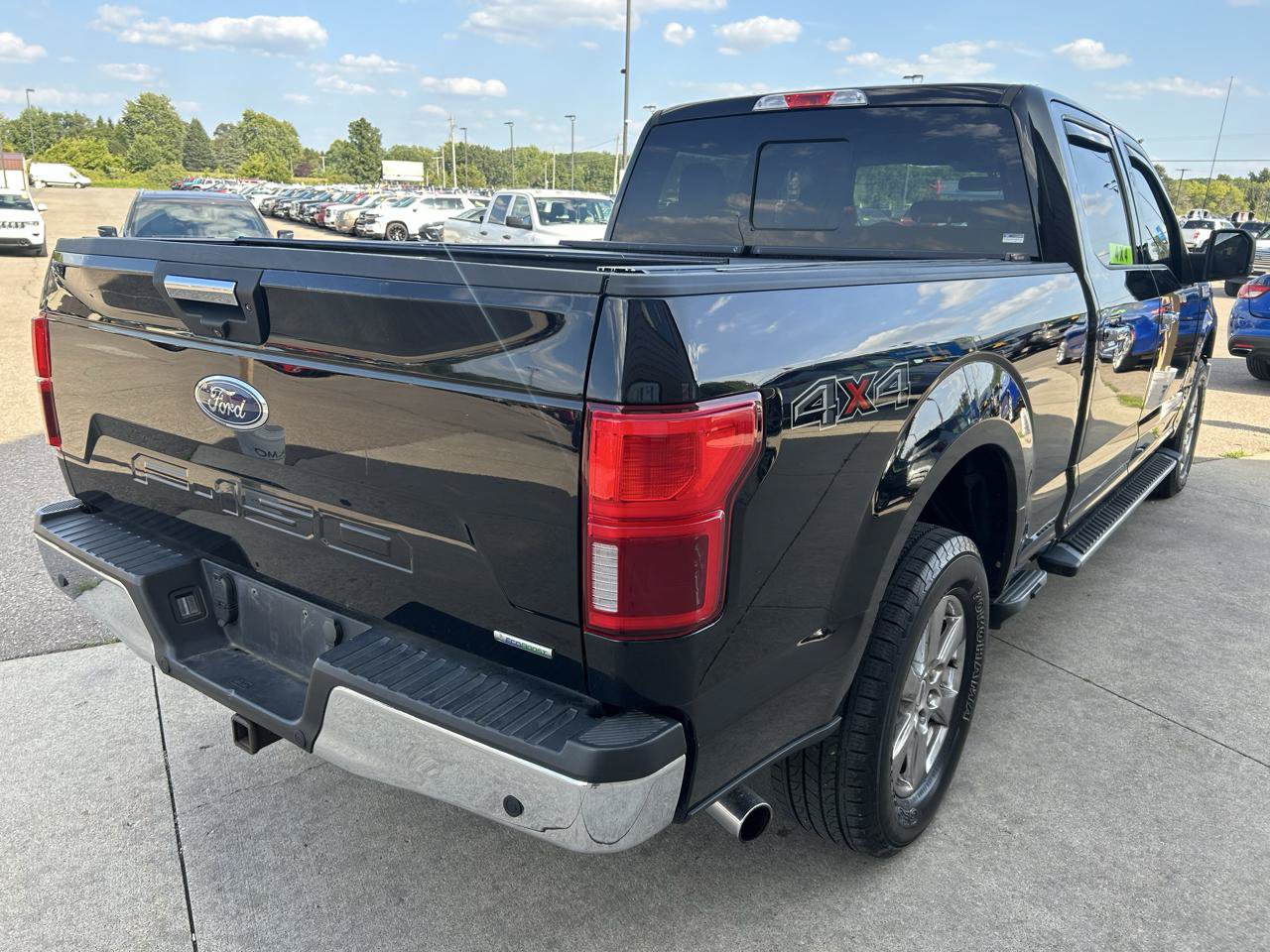 Used 2019 Ford F150 XLT w/ Equipment Group 302A Luxury AWD/4WD image 5