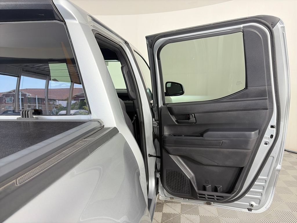 Used 2024 Toyota Tacoma SR5 AWD/4WD image 28