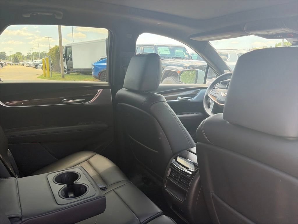 Certified 2024 Cadillac XT5 Premium Luxury w/ Platinum Package AWD/4WD image 12