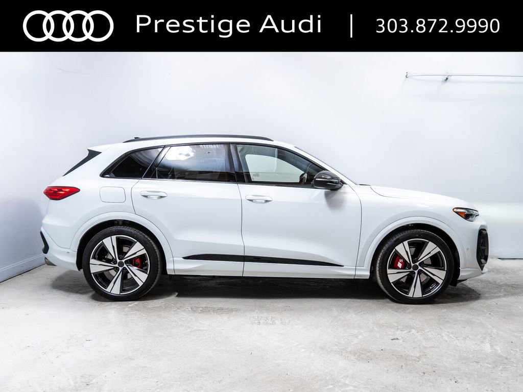 New 2026 Audi SQ5 Premium Plus AWD/4WD image 8