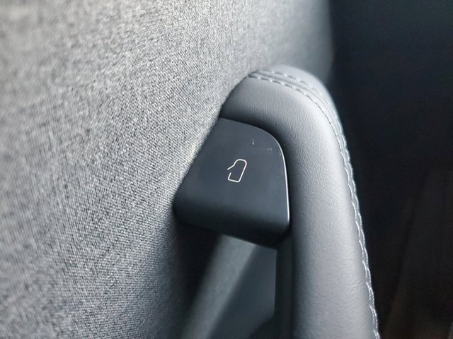 Used 2025 Tesla Model 3 Long Range image 22