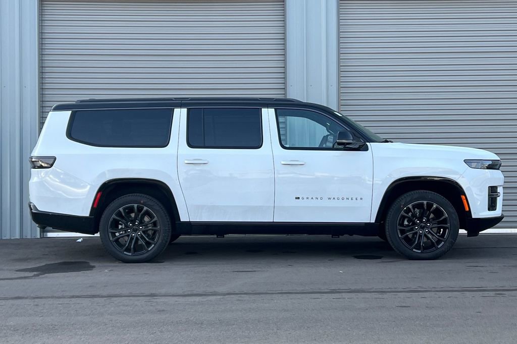 New 2026 Jeep Grand Wagoneer L Summit w/ Premium Group III image 3