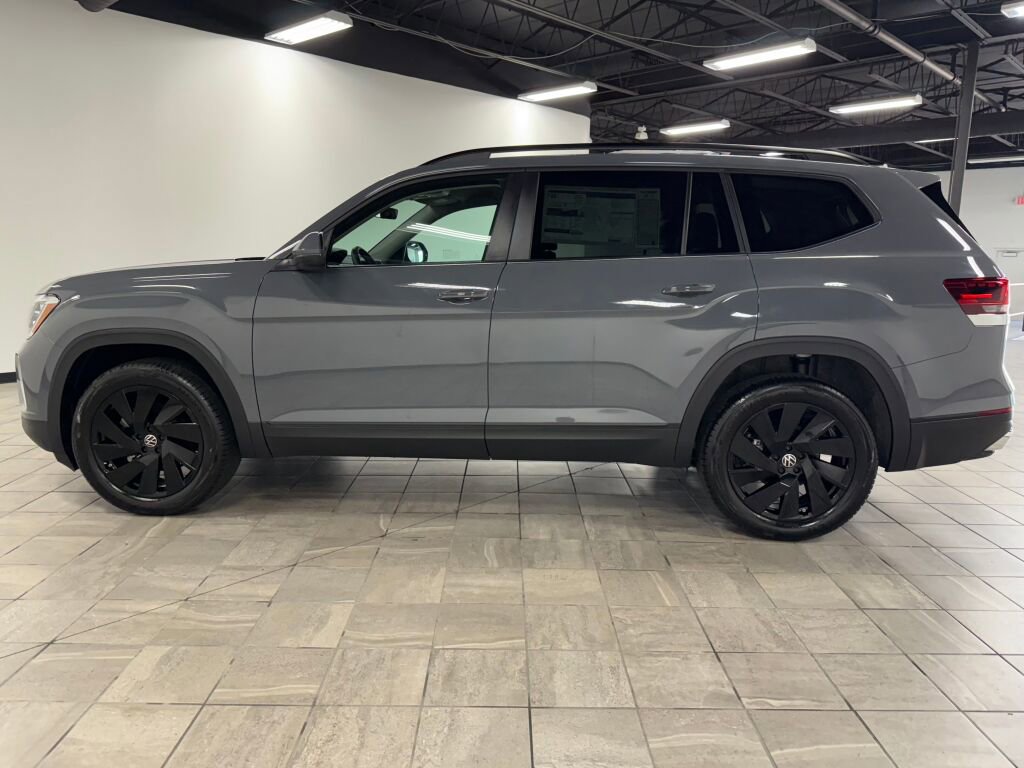 New 2026 Volkswagen Atlas SE image 4