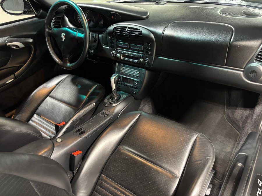 Used 2001 Porsche 911 Carrera 4 AWD/4WD image 15