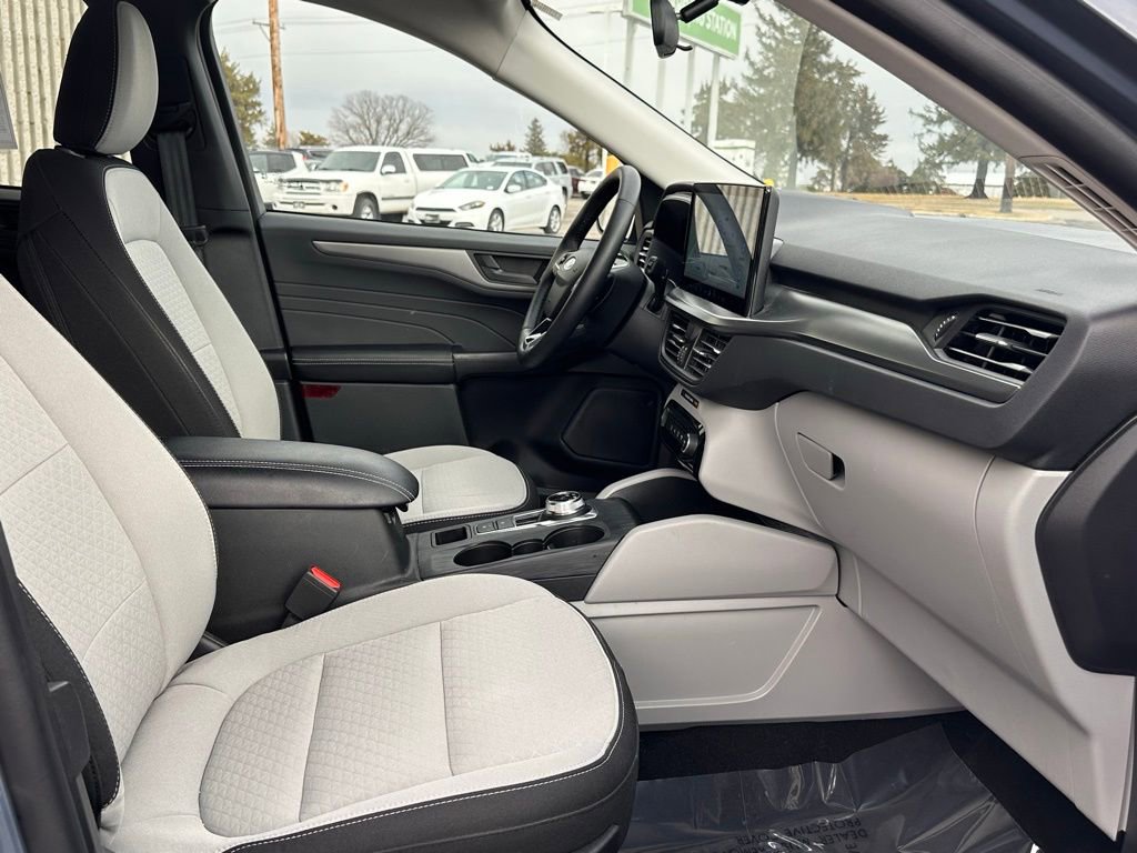 Used 2025 Ford Escape Active w/ Tech Pack #1 AWD/4WD image 22