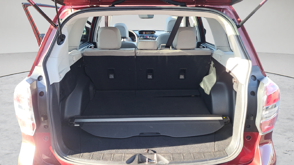 Used 2016 Subaru Forester 2.5i Touring w/ Eyesight & Navigation System AWD/4WD image 18