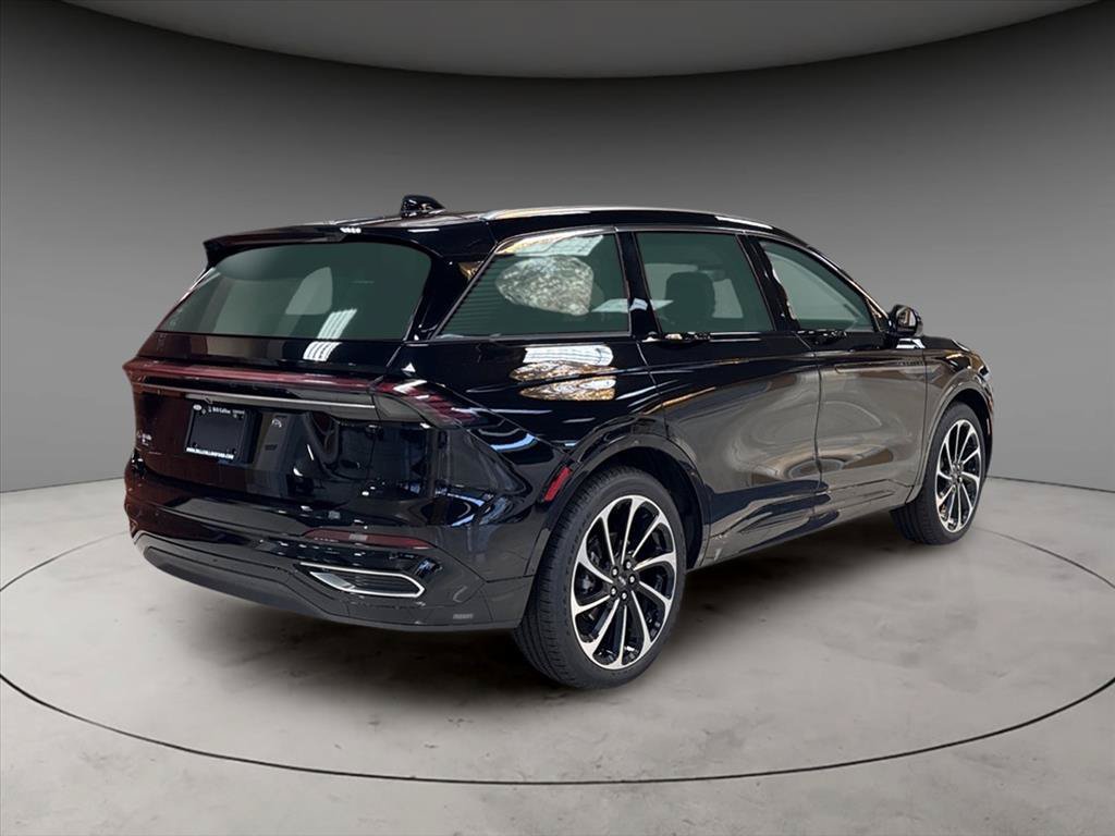 New 2025 Lincoln Nautilus Black Label AWD/4WD image 4