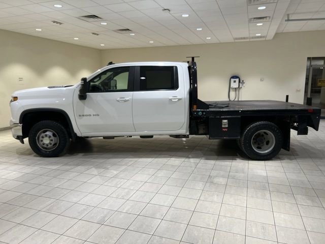 Used 2021 Chevrolet Silverado 3500 LT w/ Convenience Package AWD/4WD image 2