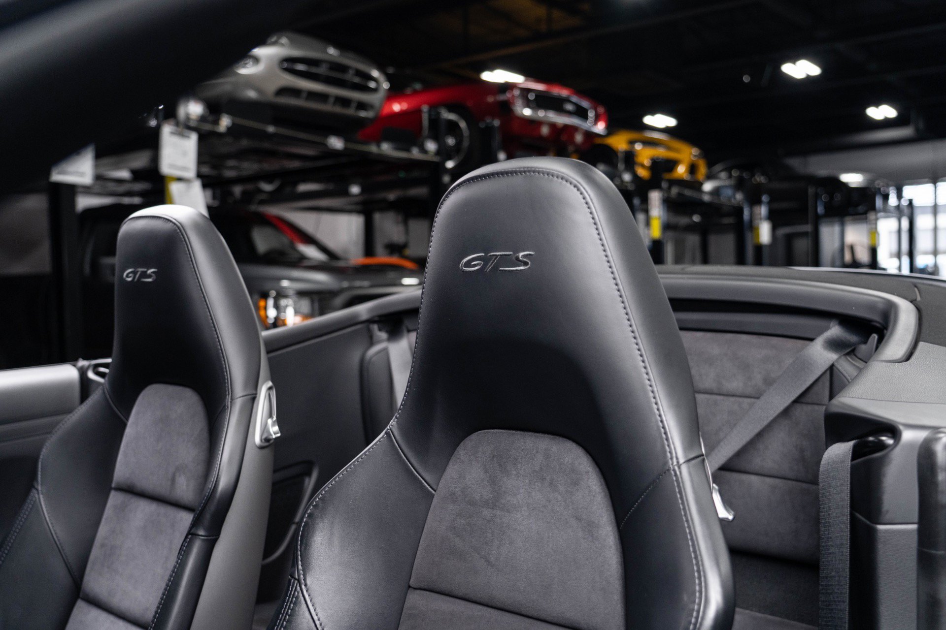 Used 2015 Porsche 911 Carrera GTS RWD image 48