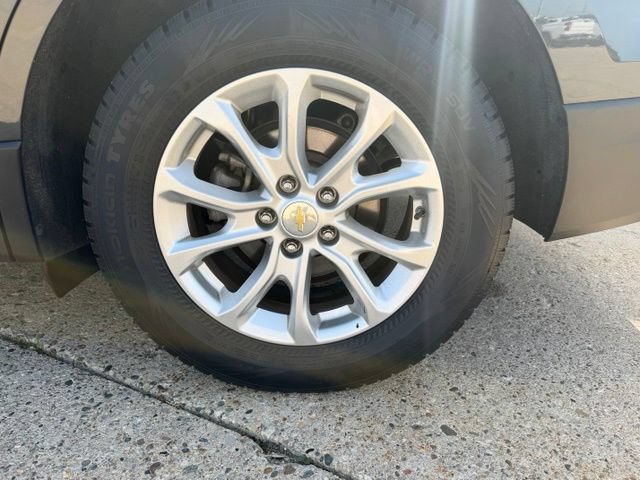 Used 2018 Chevrolet Equinox LT AWD/4WD image 36