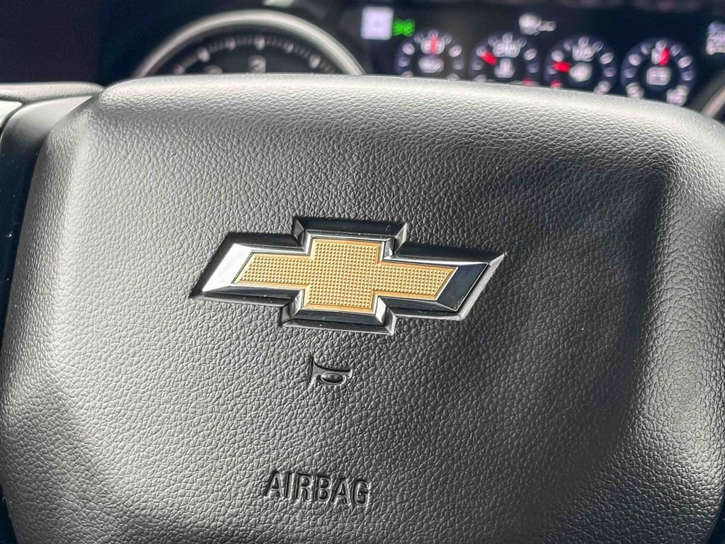 Used 2021 Chevrolet Tahoe Premier w/ Premium Package image 22