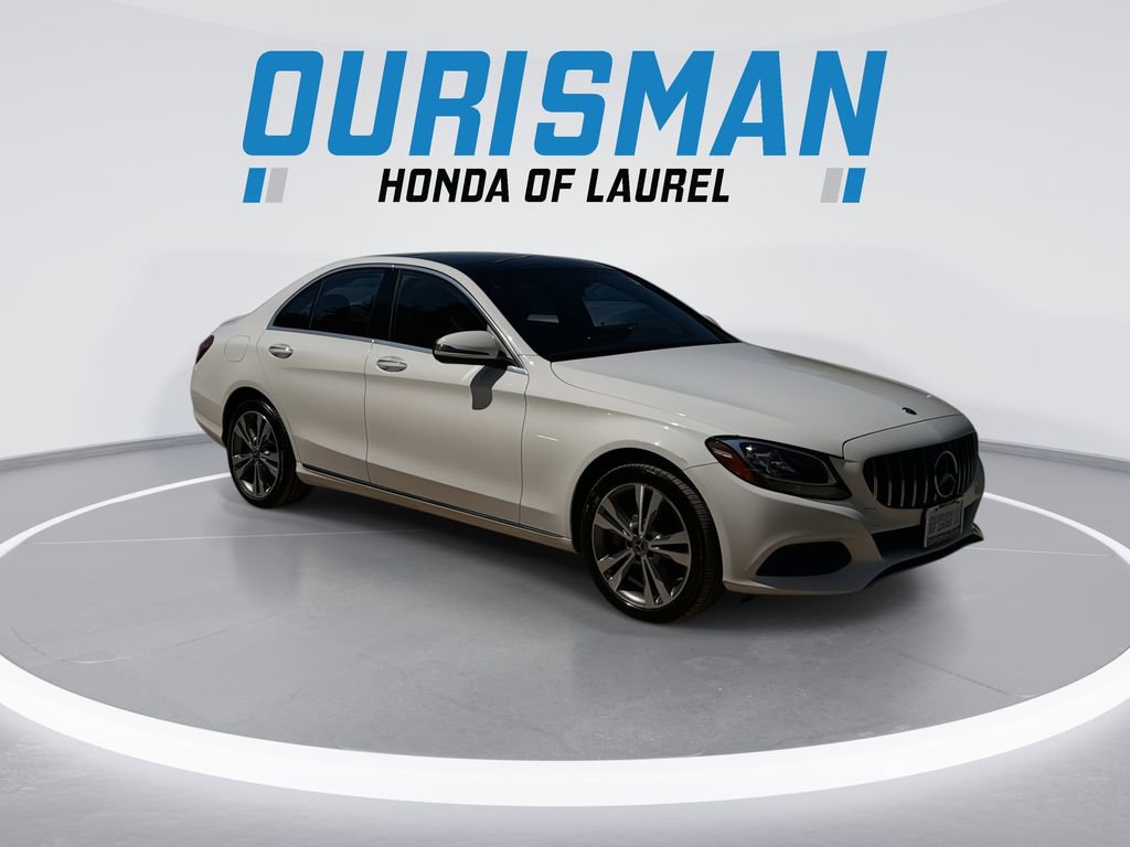 Used 2018 Mercedes-Benz C 300 4MATIC Sedan image 2