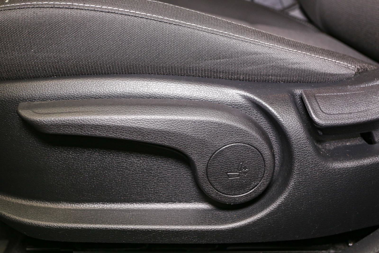 Used 2023 Kia Forte LXS w/ LXS Technology Package image 38