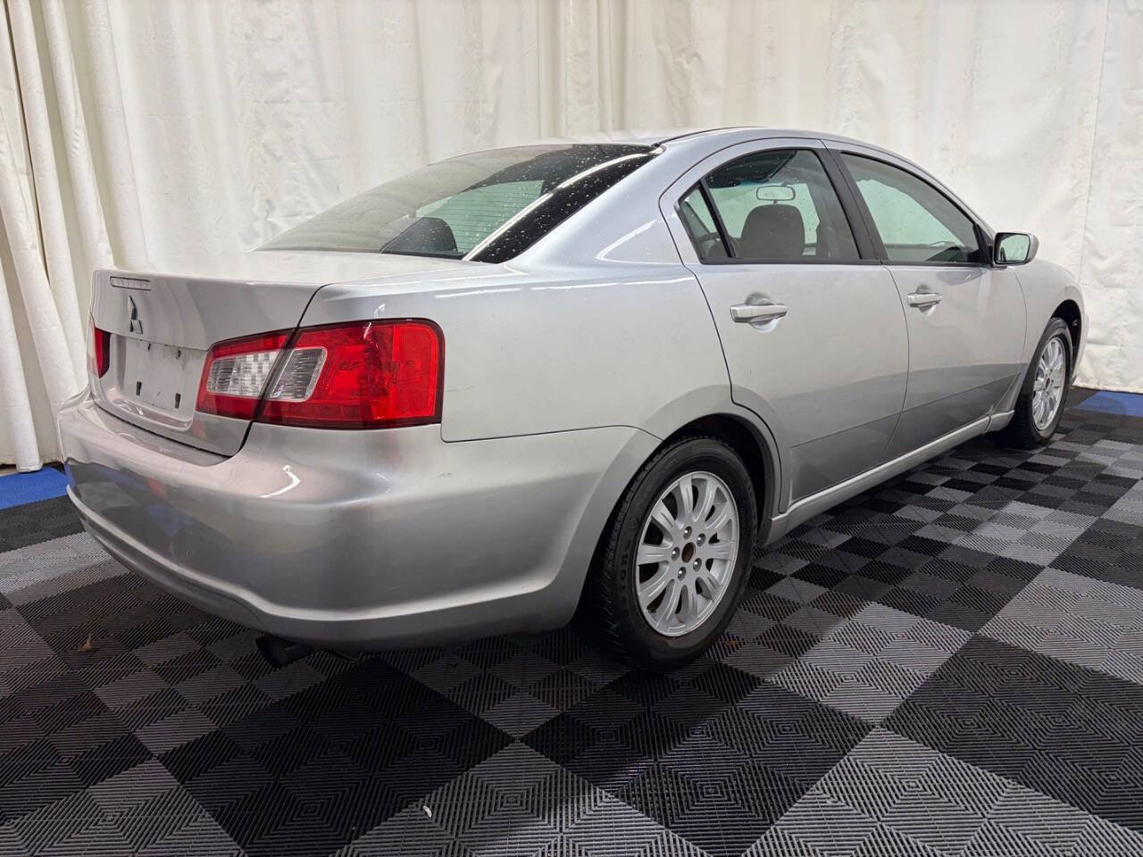 Used 2012 Mitsubishi Galant FE image 6