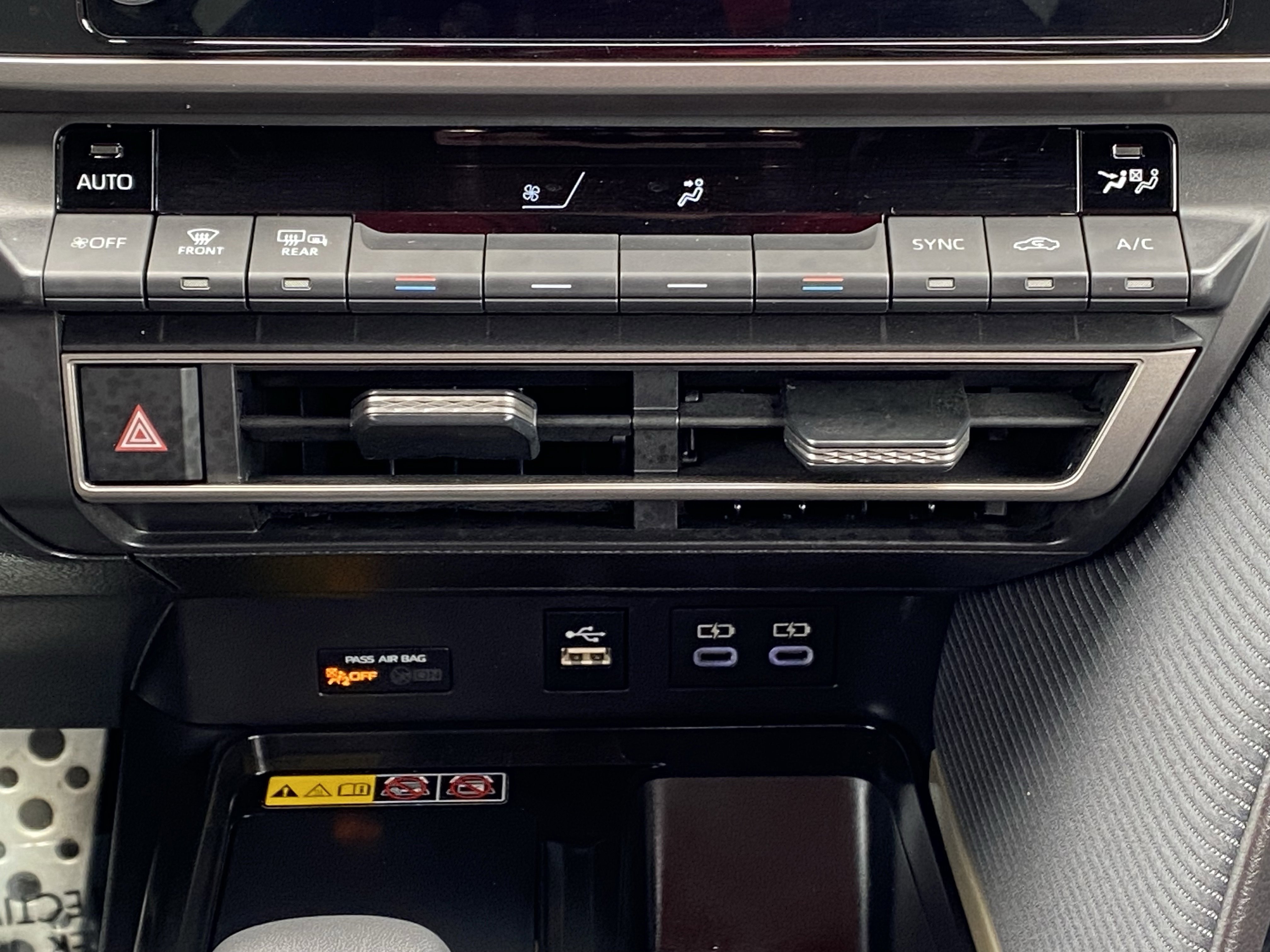 Certified 2025 Toyota Camry SE image 14