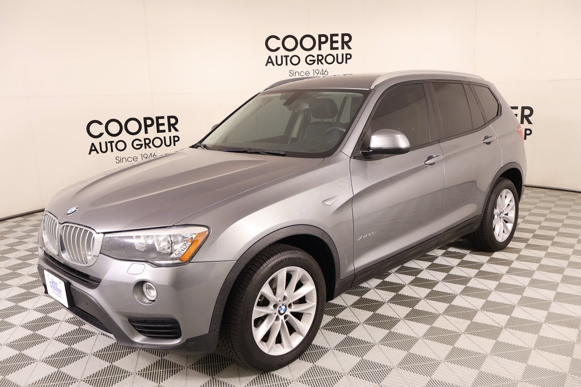 Used 2017 BMW X3 xDrive28i AWD/4WD image 11