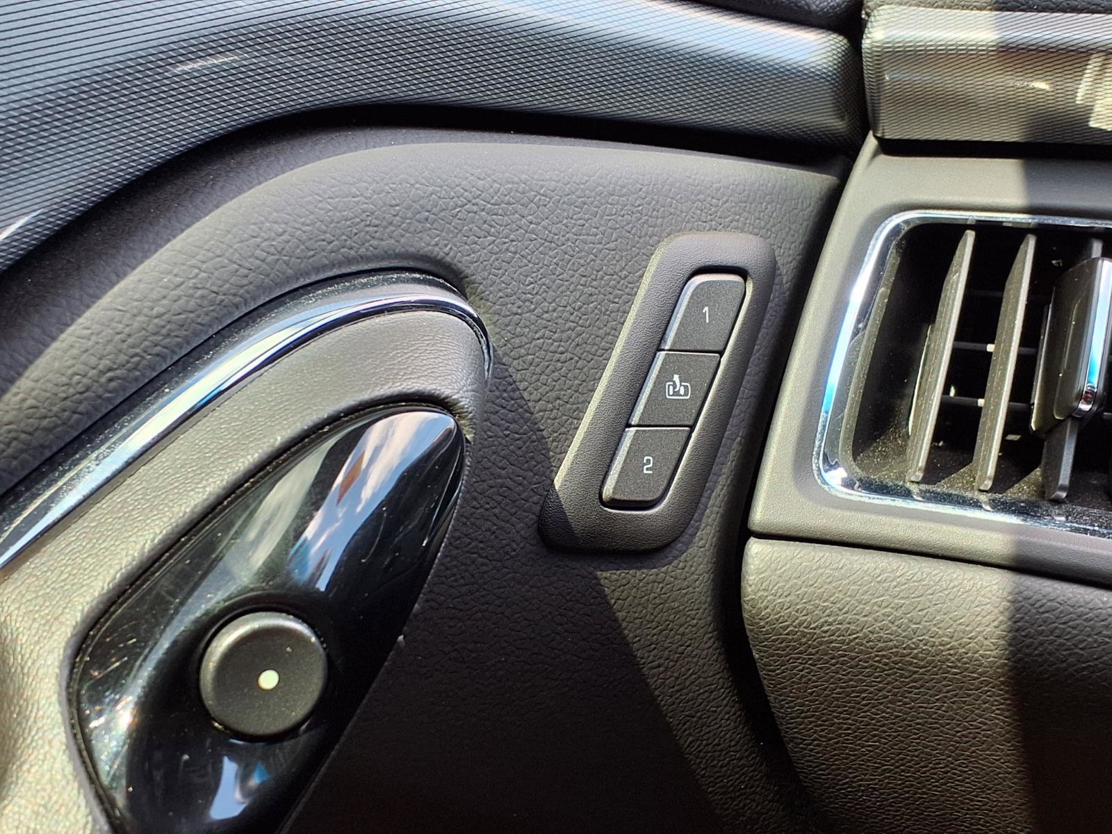 Used 2014 Cadillac CTS V image 29