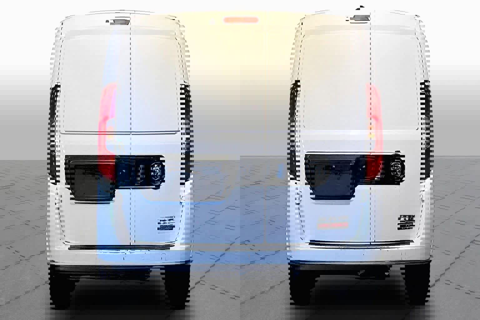 Used 2015 RAM ProMaster City Tradesman SLT FWD image 4