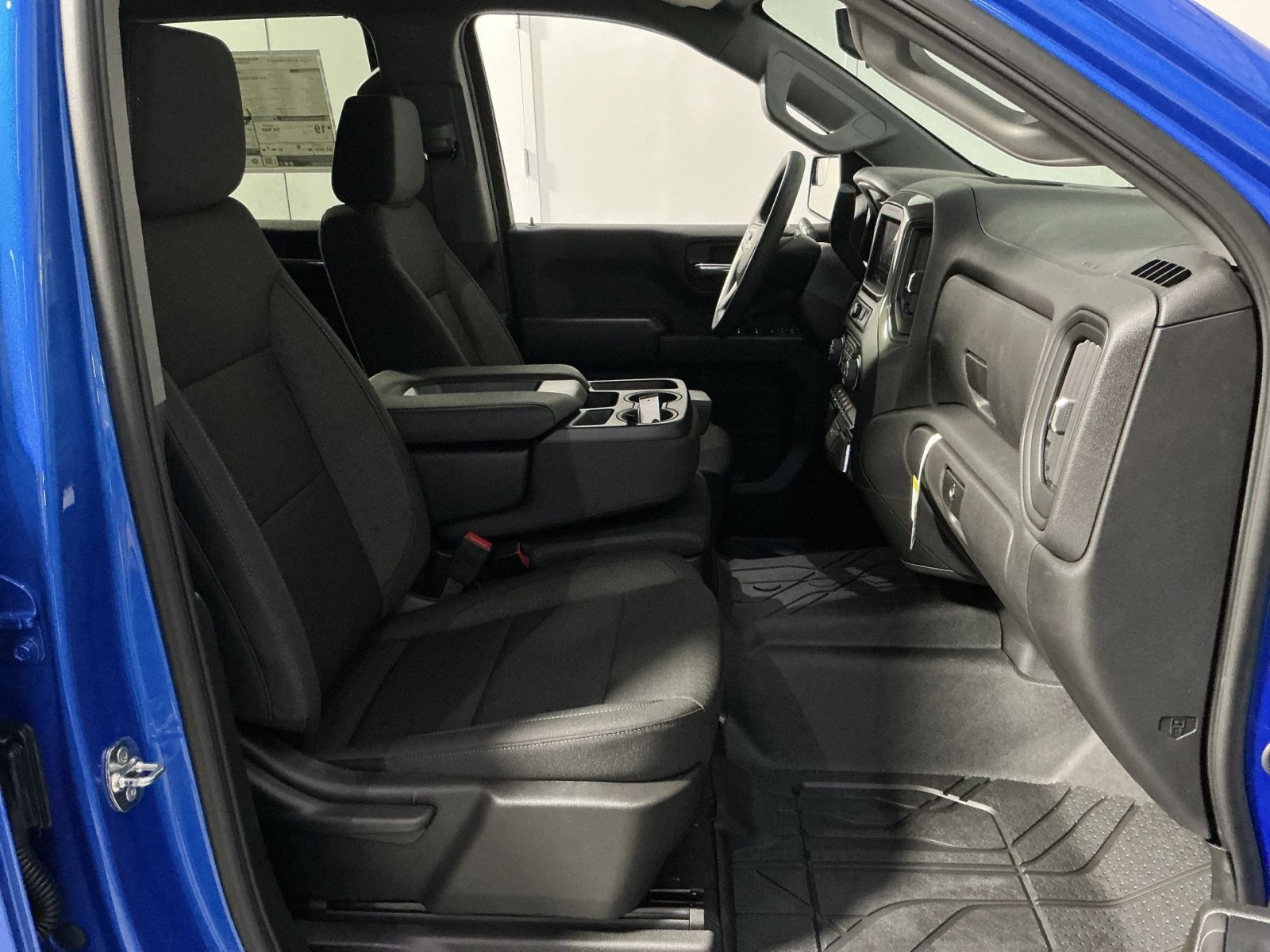 New 2026 Chevrolet Silverado 1500 Custom image 32