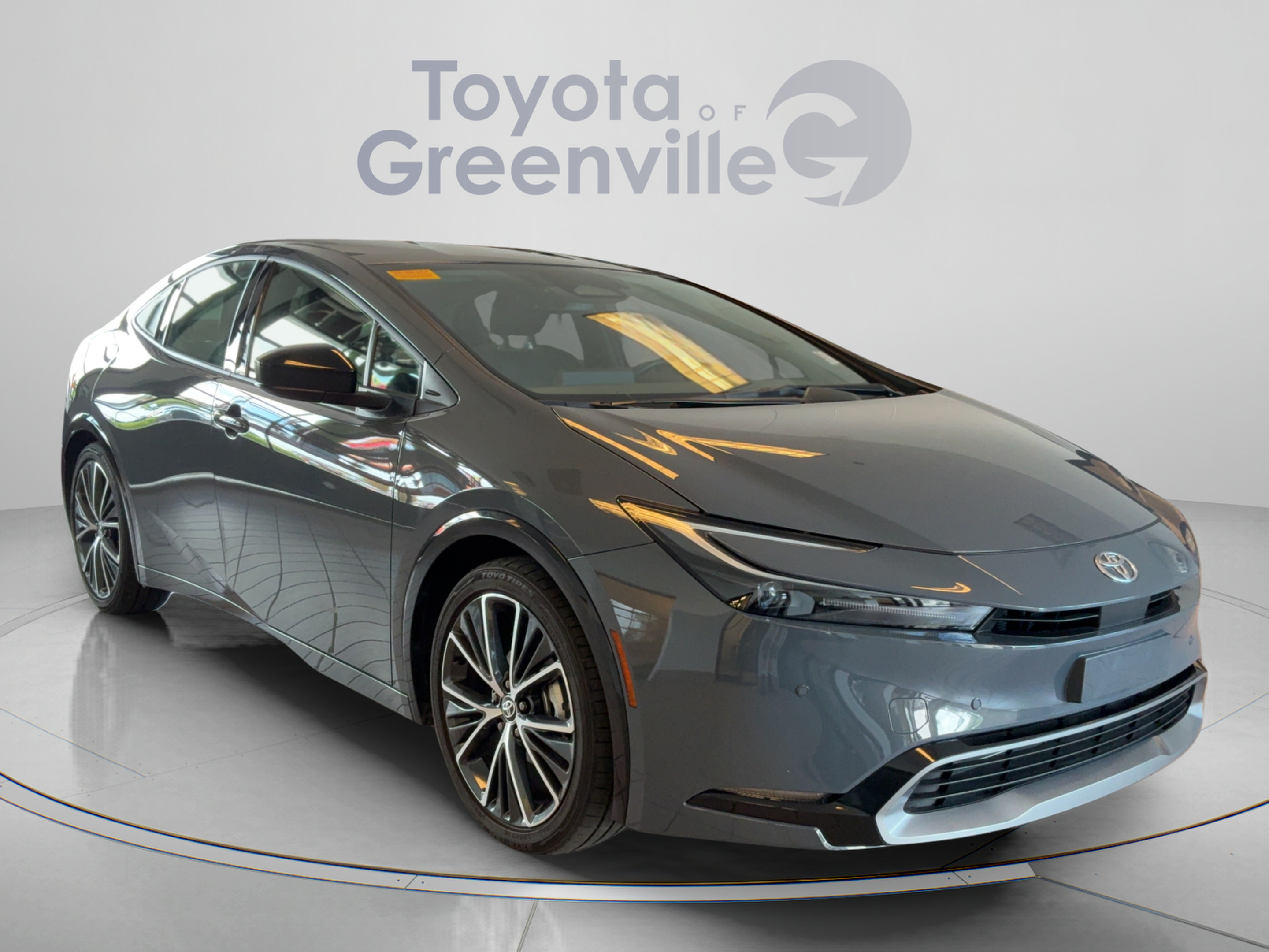 Certified 2025 Toyota Prius XLE FWD image 8