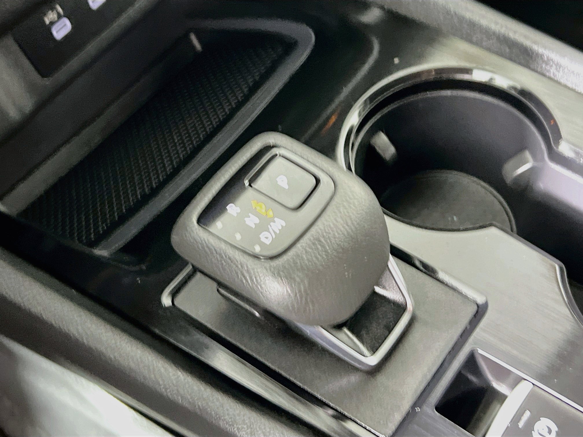 Used 2025 Nissan Rogue SV FWD image 24