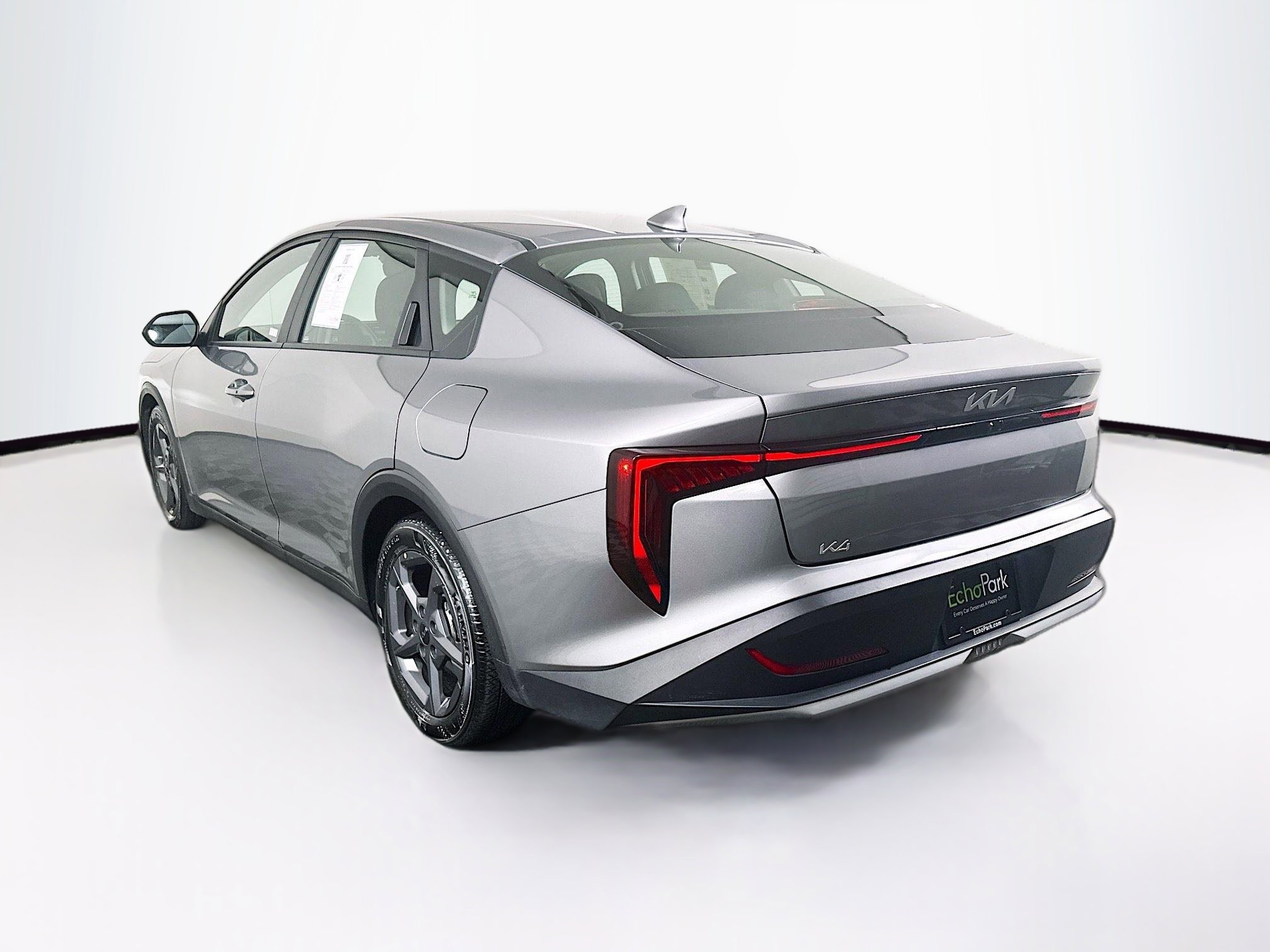 Used 2025 Kia K4 LXS image 5