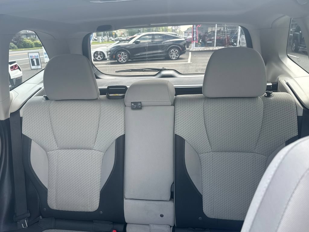 Used 2020 Subaru Forester Premium AWD/4WD image 25