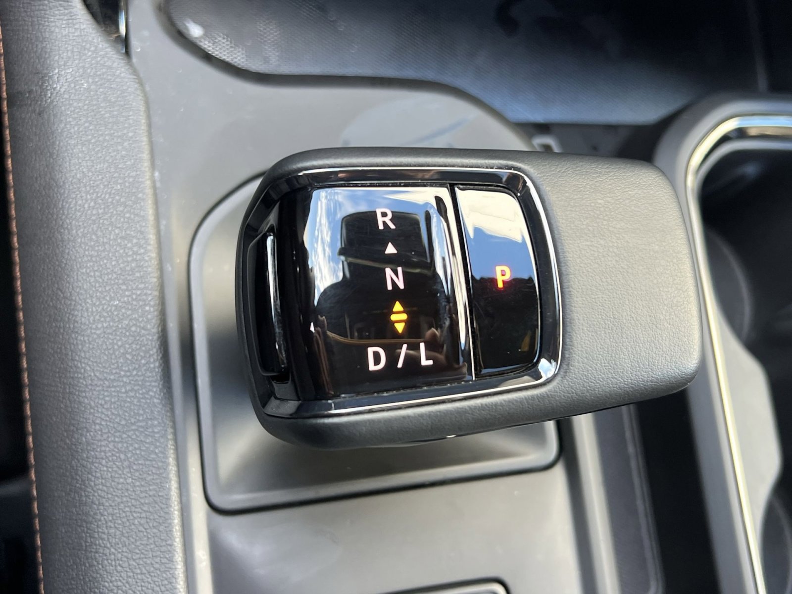 Used 2024 GMC Sierra 1500 AT4 w/ Technology Package image 22