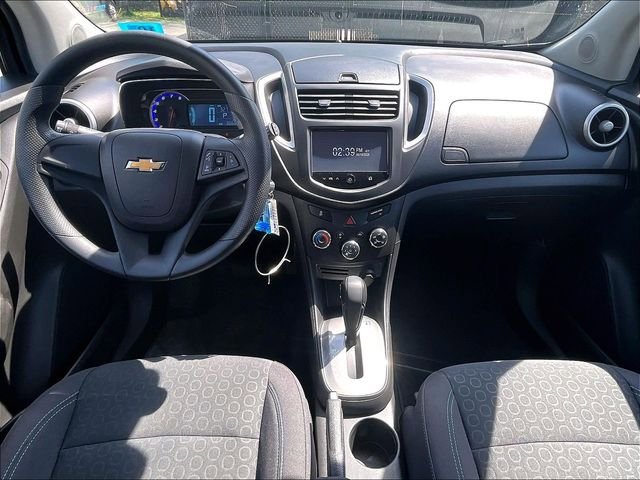 Used 2016 Chevrolet Trax LS AWD/4WD image 16