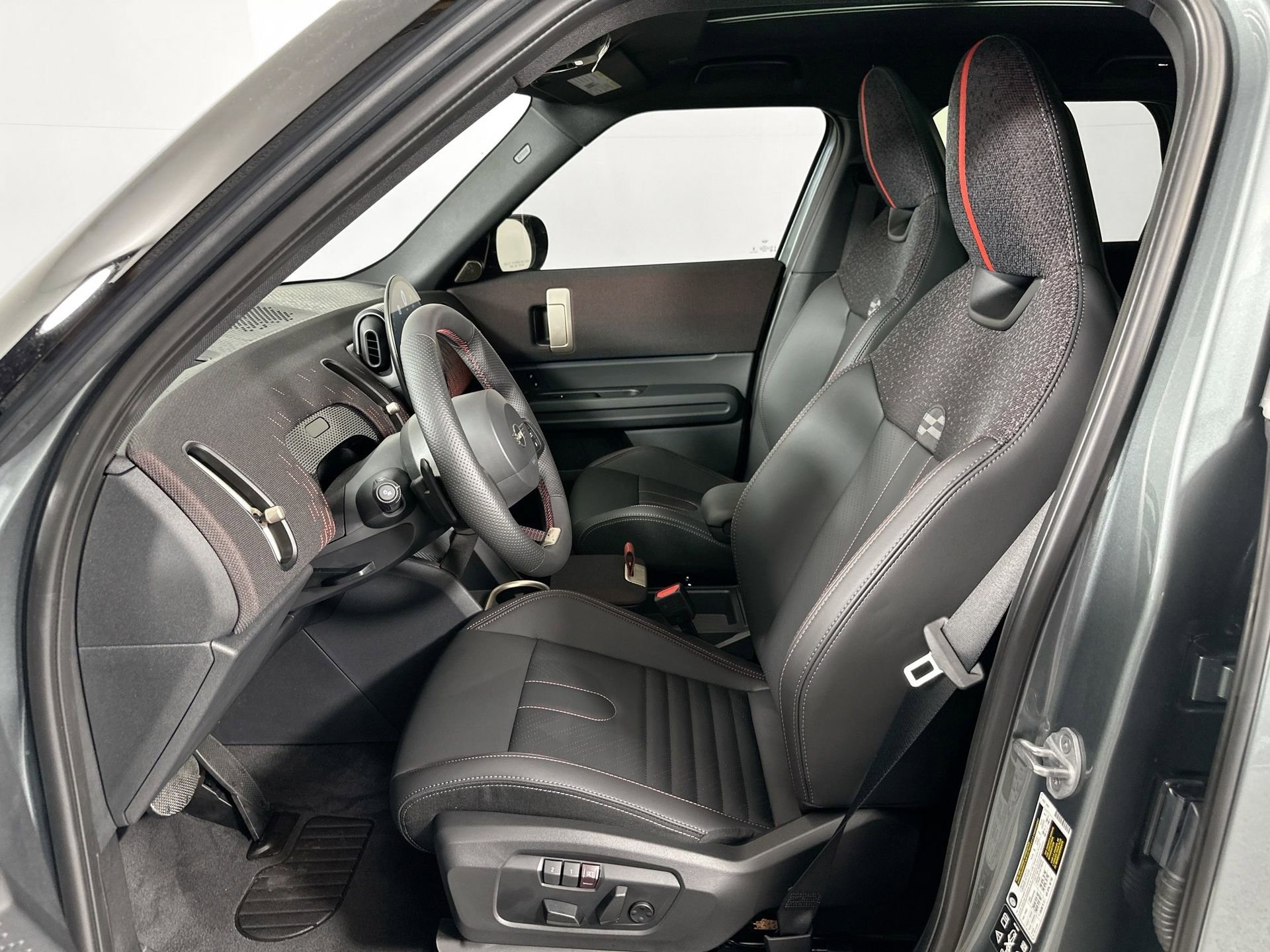 New 2026 MINI Cooper Countryman S w/ Comfort Package Max image 25